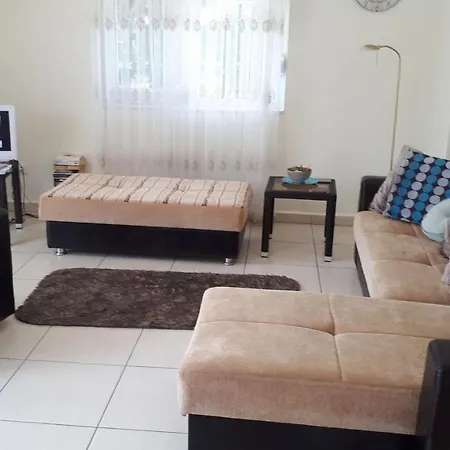 Lägenhet Gorgeous 2 Bed Private Ground Floor In One Of Sides Exclusive Communi
