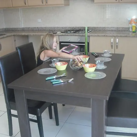 Gorgeous 2 Bed Private Ground Floor In One Of Sides Exclusive Communi * Side